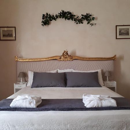 Bed and Breakfast Dependance Royale Казерта Экстерьер фото