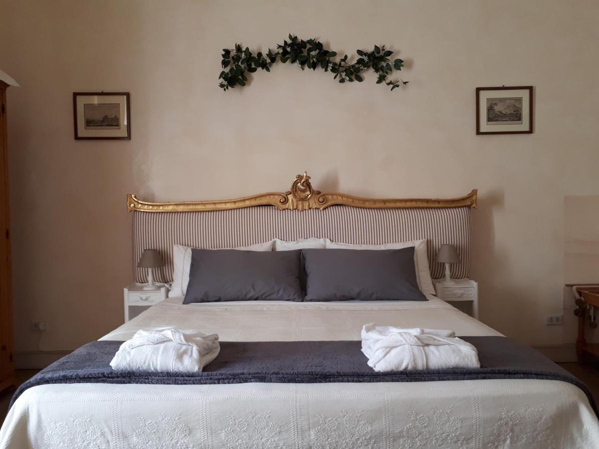 Bed and Breakfast Dependance Royale Казерта Экстерьер фото