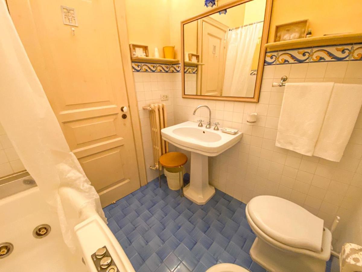 Bed and Breakfast Dependance Royale Казерта Экстерьер фото