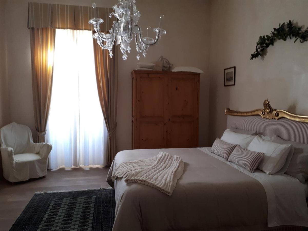 Bed and Breakfast Dependance Royale Казерта Экстерьер фото